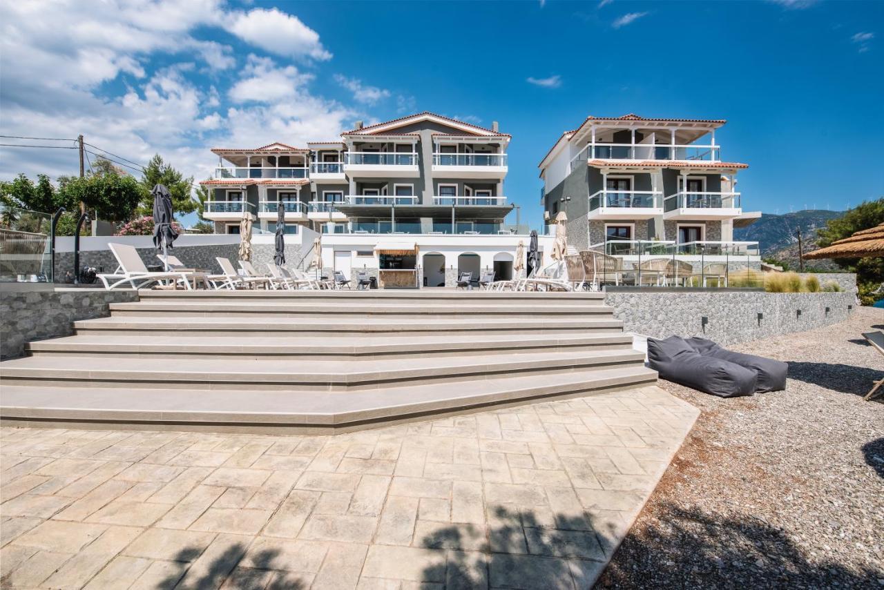 Trizonia Bay Hotel Екстер'єр фото