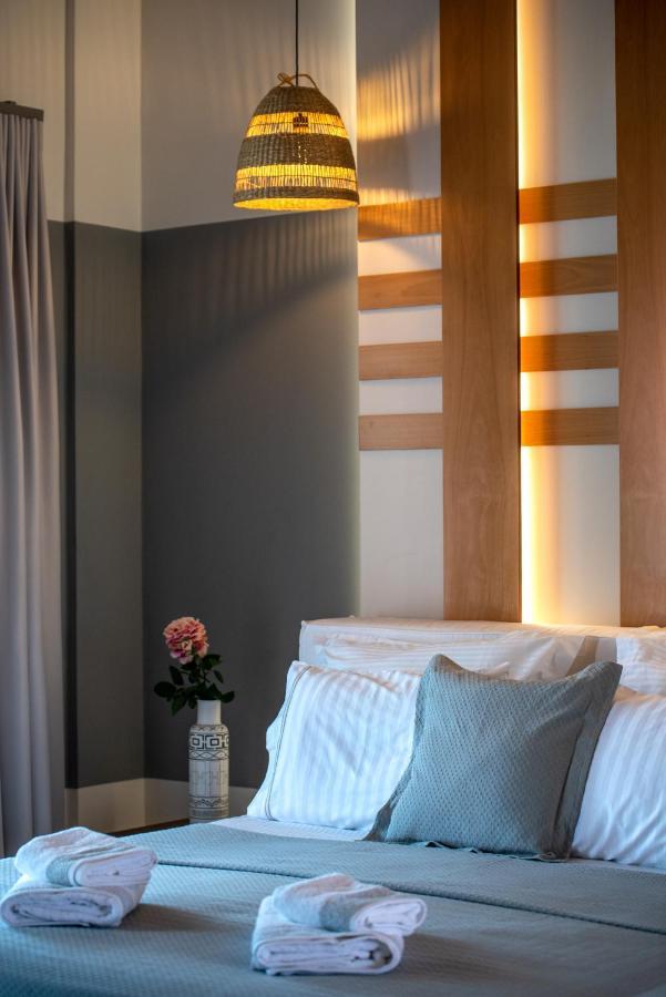 Trizonia Bay Hotel Екстер'єр фото